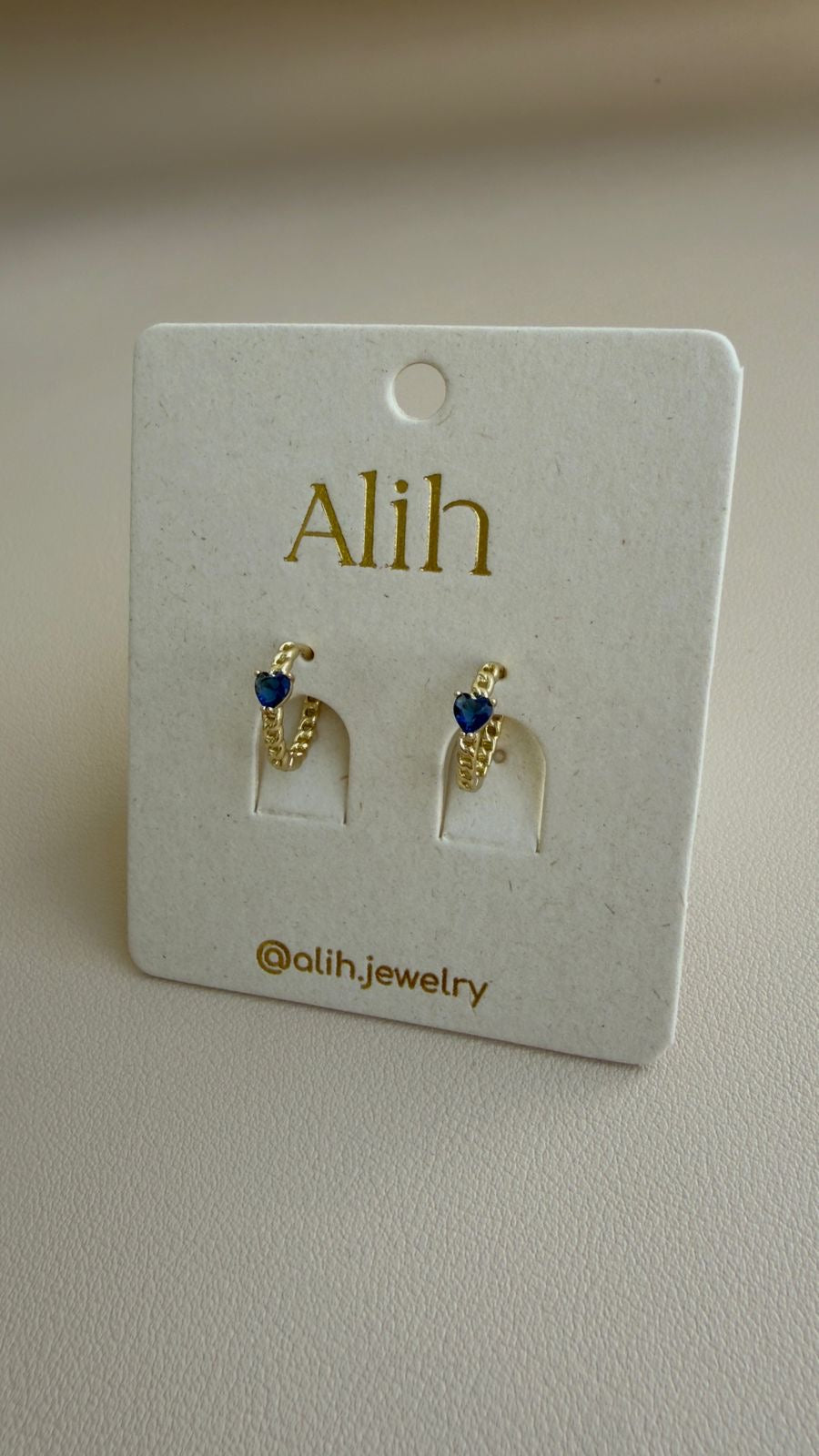 ARETES MINICORAZÓN ZAFIRO