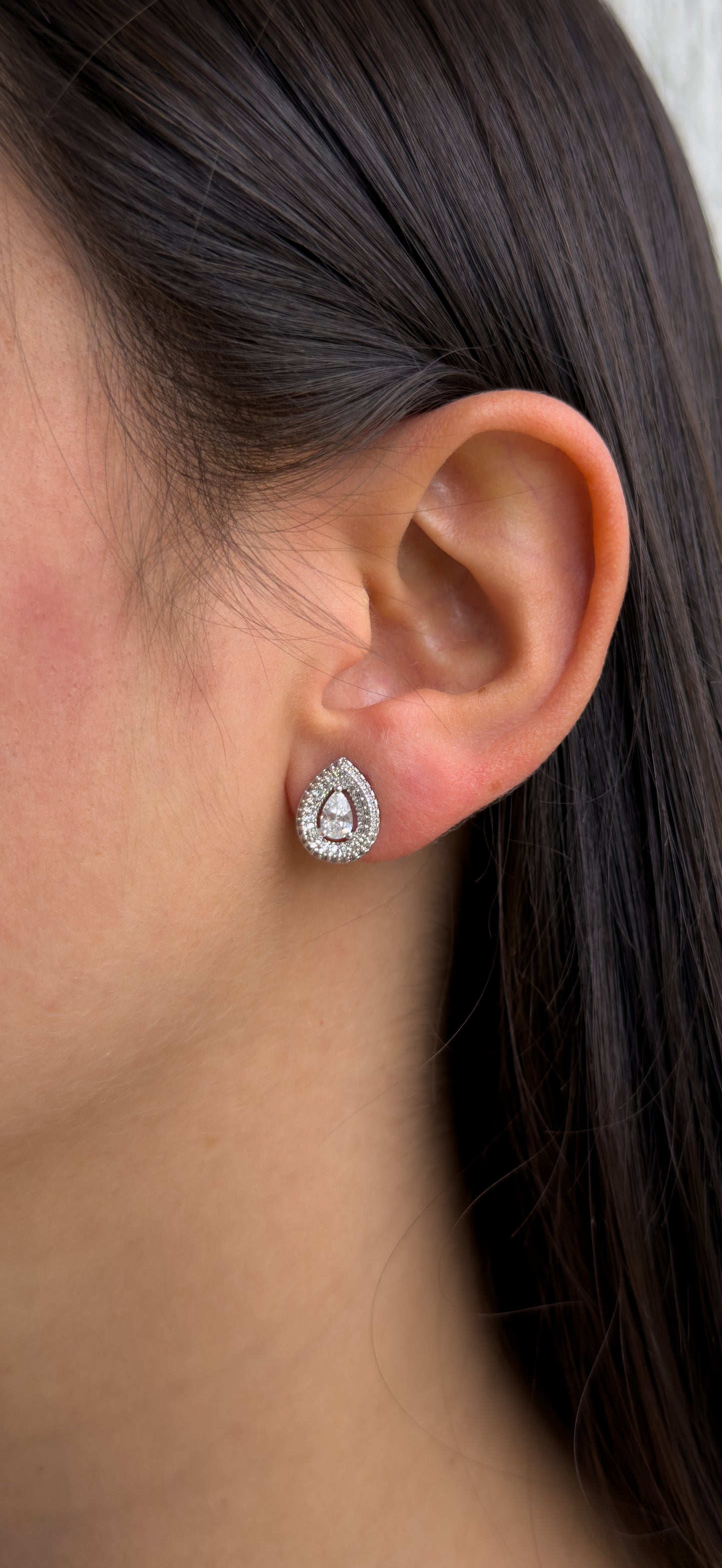 ARETES SILVER DROP