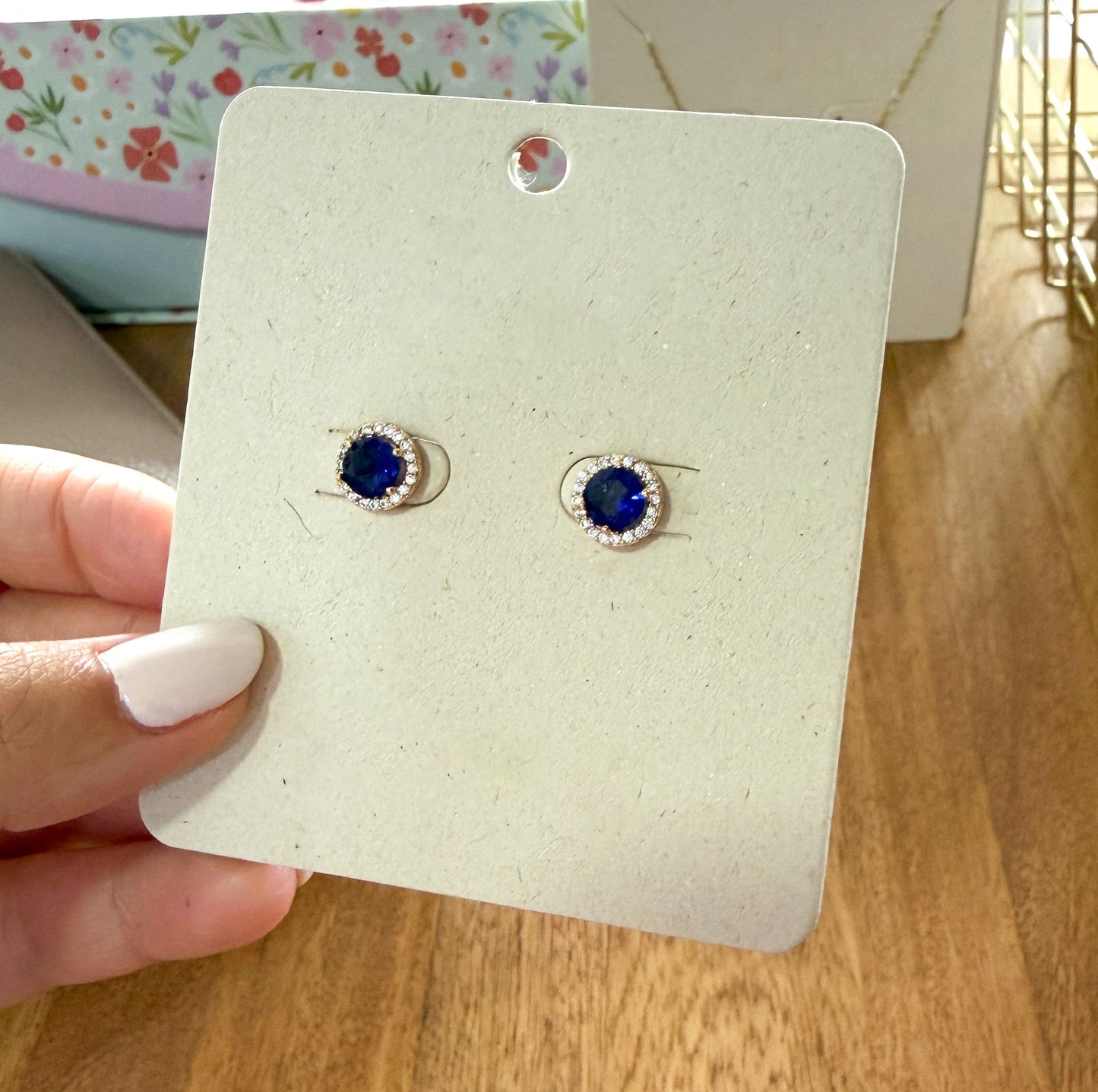 ARETES AMELIA