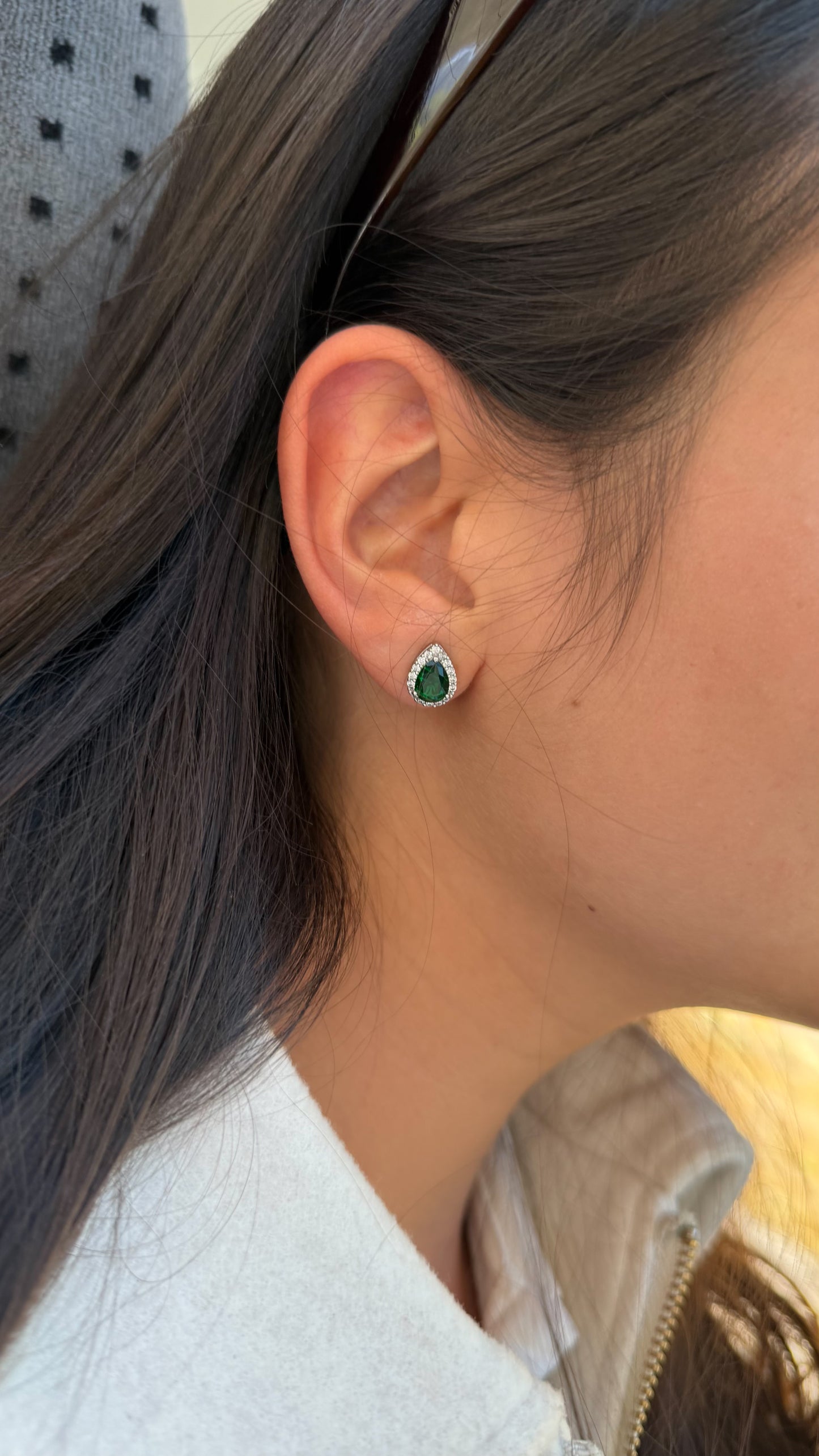 ARETES JEWEL