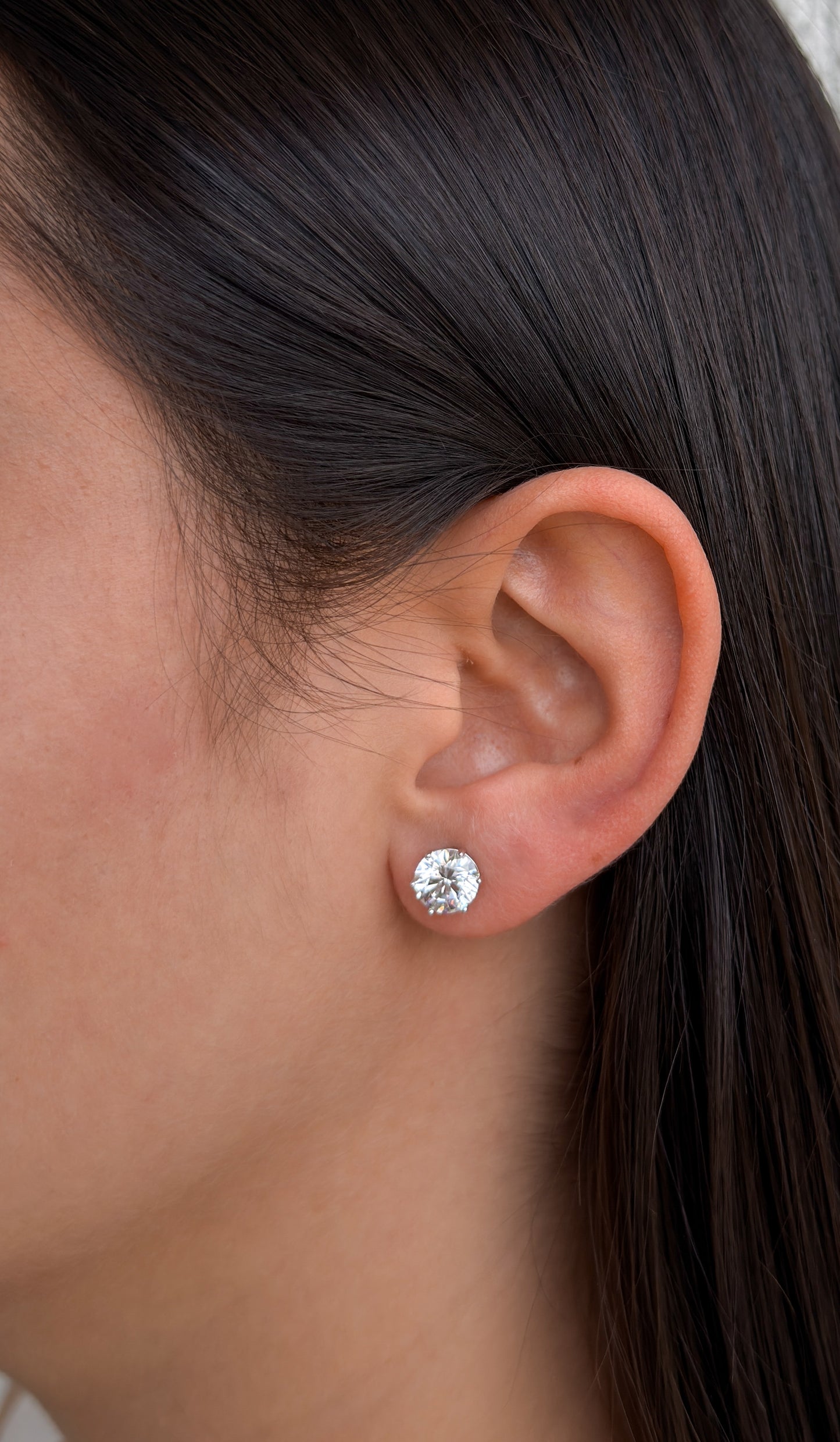 ARETES ROYAL