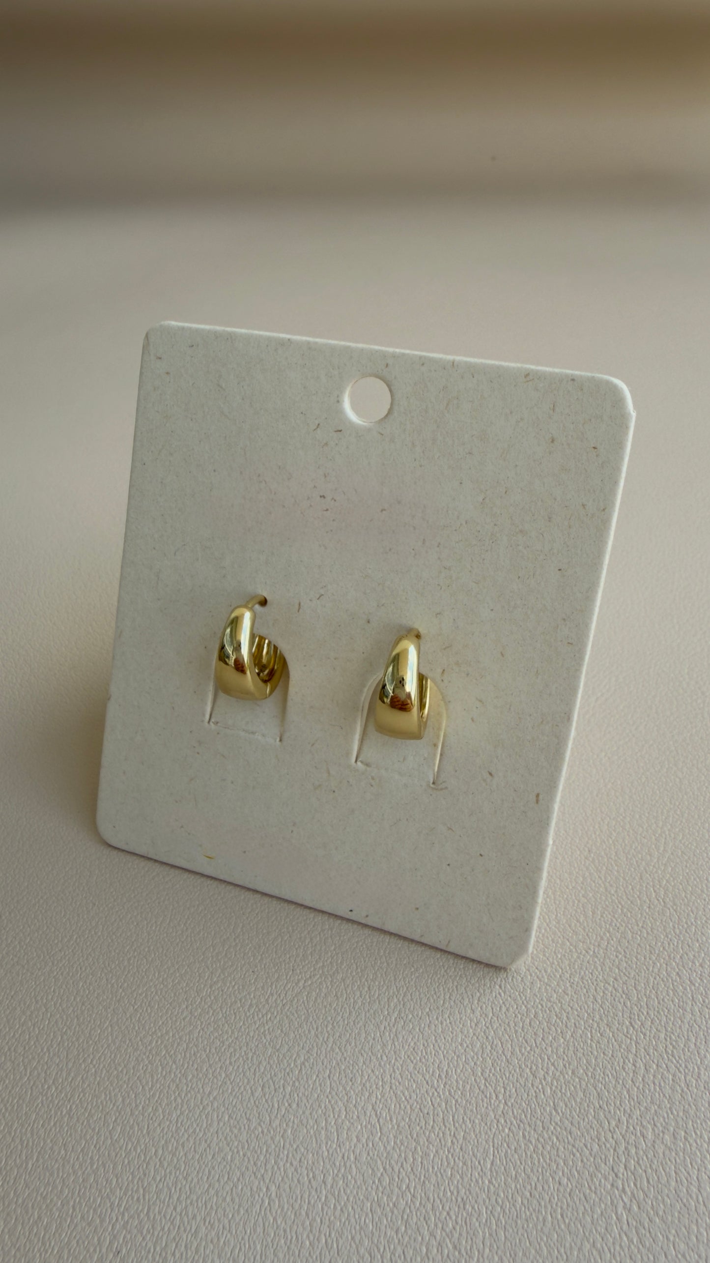 ARETES GOLD CHUNKY
